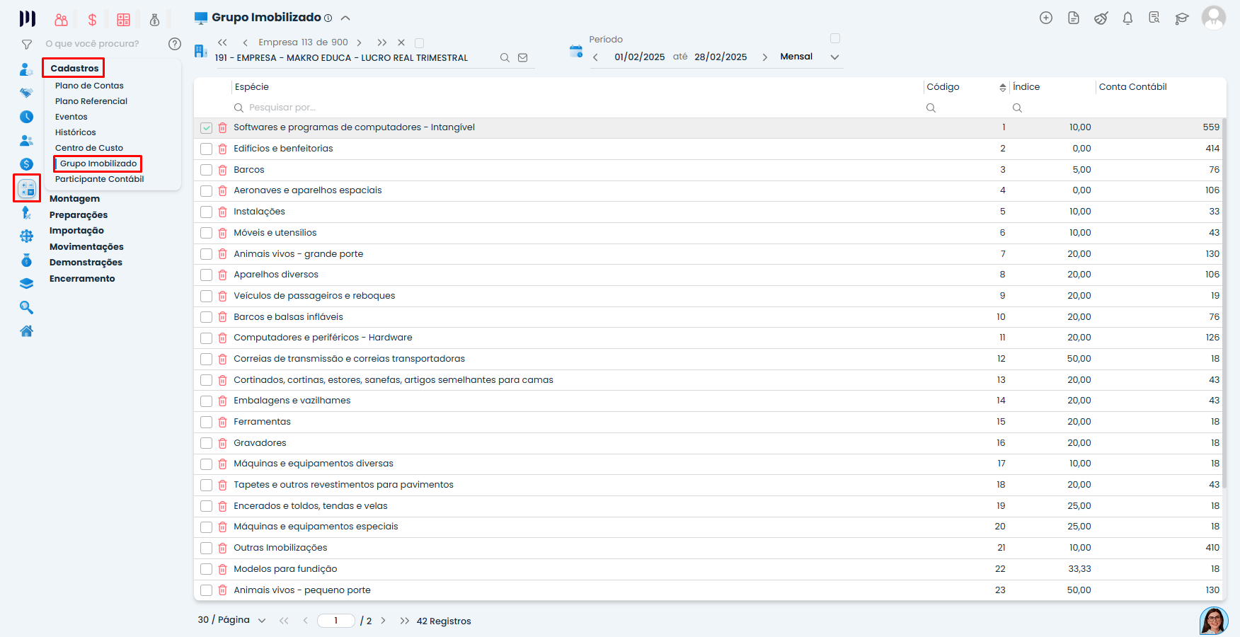 Tela do Sistema Contábil Makro em Cadastros > Grupo Imobilizado, exibindo lista de grupos contábeis para configuração do Grupo Imobilizado.