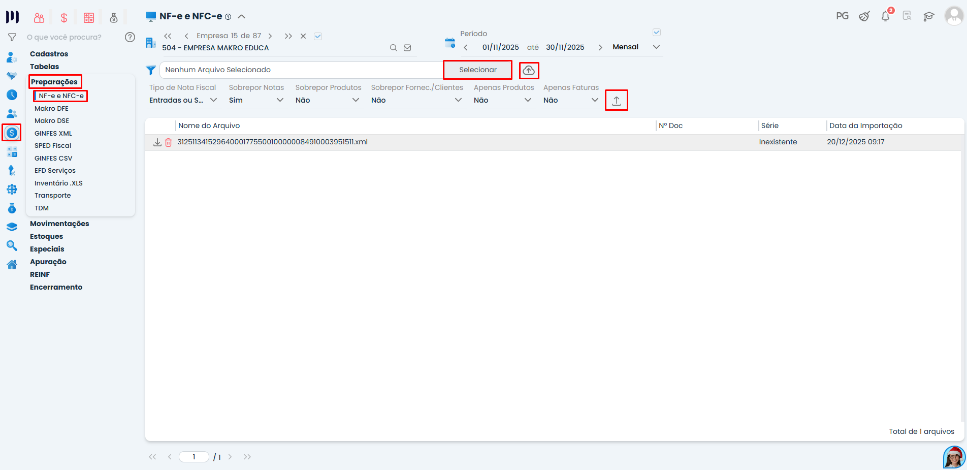 Tela do Sistema Contábil Makro mostrando o menu Fiscal em Preparações, com a opção NF-e e NFC-e destacada para importar NF-e (55) e NFC-e (65) via XML.