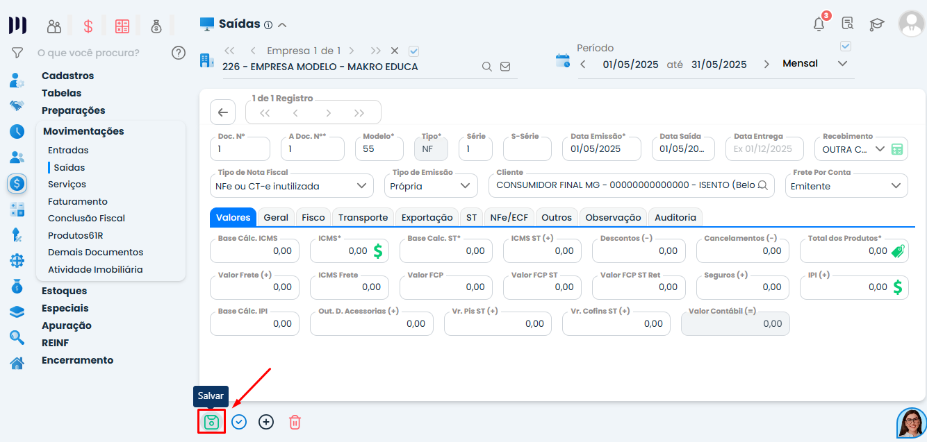 Botão salvar destacado na tela de Saídas do Sistema Contábil Makro finalizando lançamento manual de nota fiscal inutilizada.